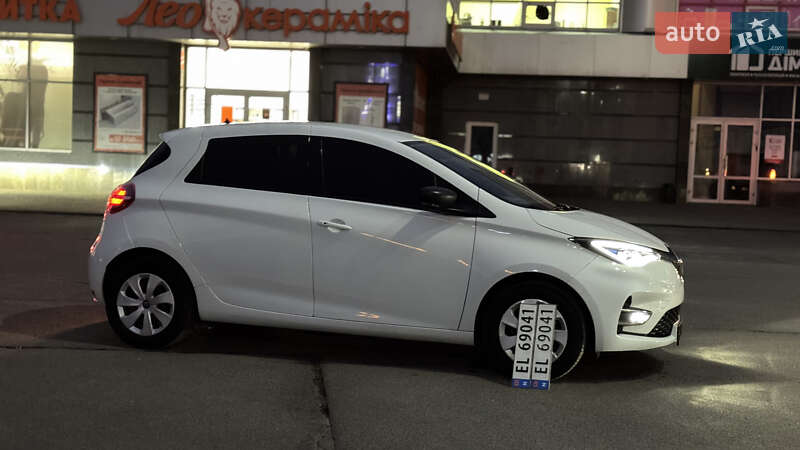 Хэтчбек Renault Zoe 2020 в Полтаве фото 7 Хэтчбек Renault Zoe 2020 в Полтаве