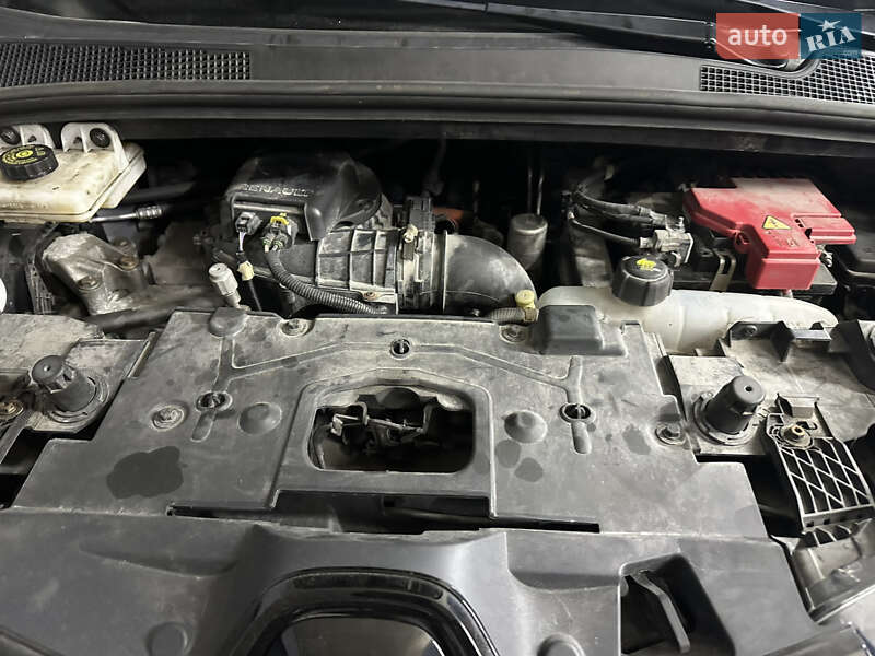 Хэтчбек Renault Zoe 2015 в Тернополе