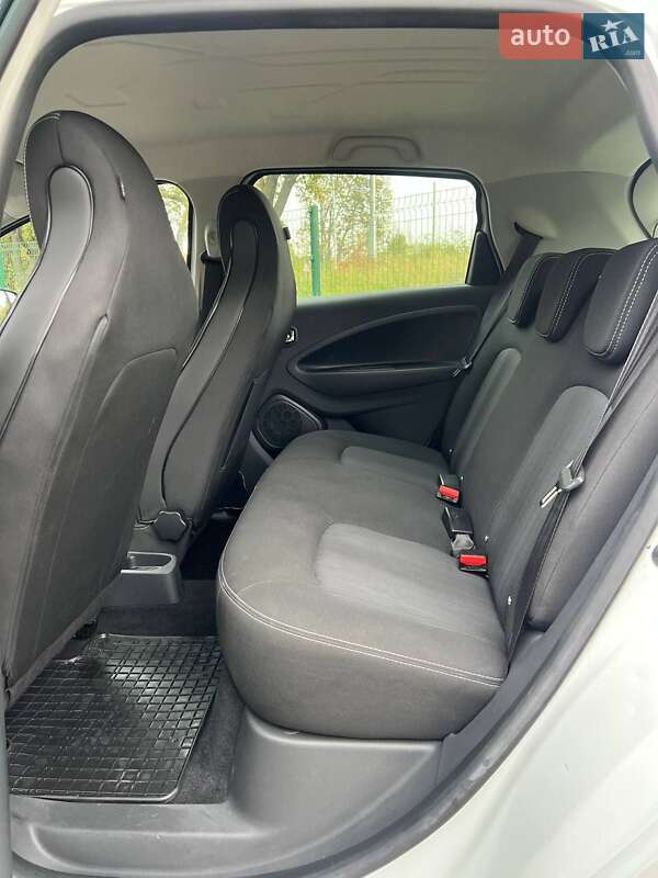 Хэтчбек Renault Zoe 2018 в Киеве