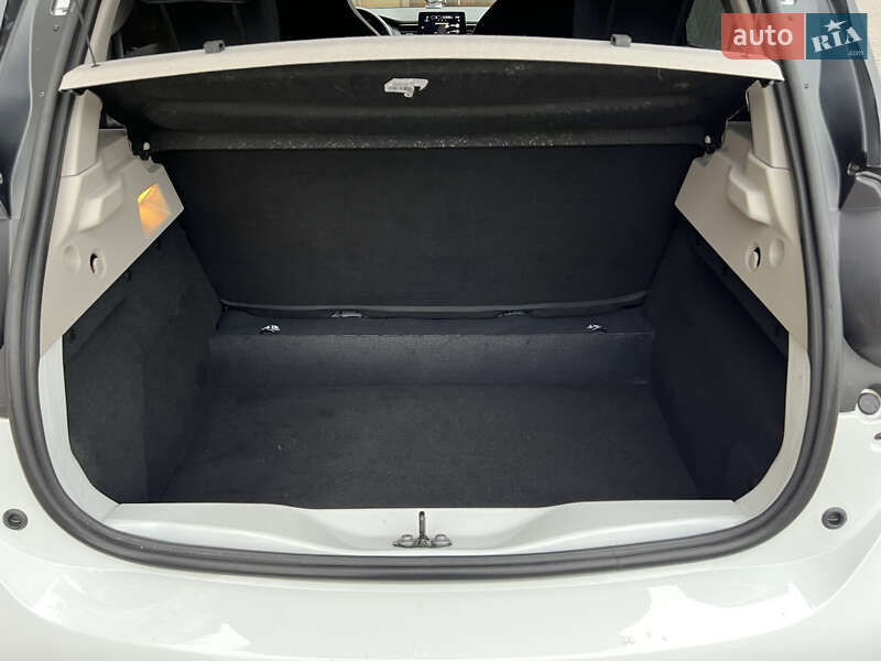 Хетчбек Renault Zoe 2020 в Тернополі фото 45 Хетчбек Renault Zoe 2020 в Тернополі