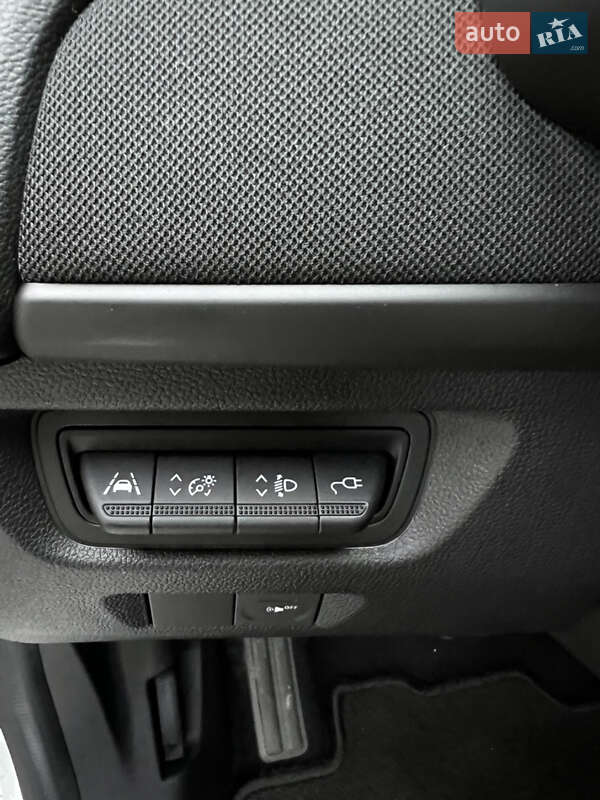 Хетчбек Renault Zoe 2020 в Тернополі фото 61 Хетчбек Renault Zoe 2020 в Тернополі