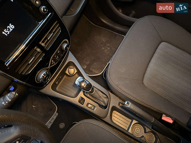 Хэтчбек Renault Zoe 2017 в Киеве