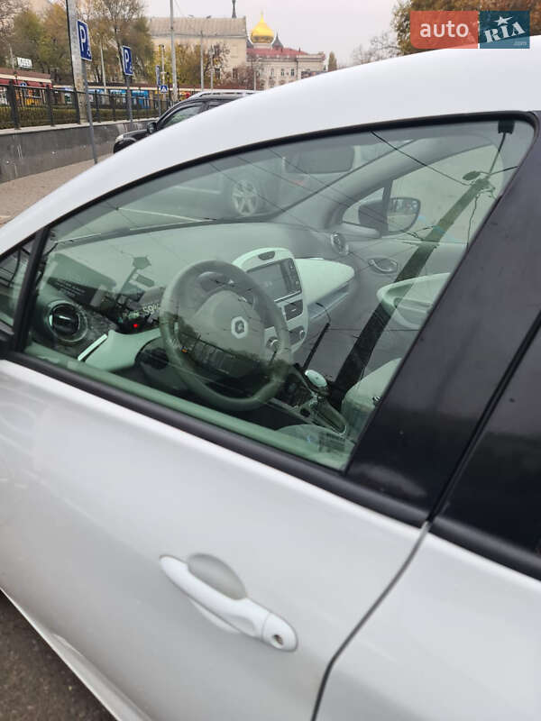 Хэтчбек Renault Zoe 2019 в Одессе фото 10 Хэтчбек Renault Zoe 2019 в Одессе
