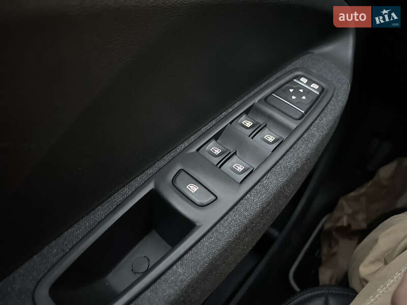 Хэтчбек Renault Zoe 2020 в Тернополе