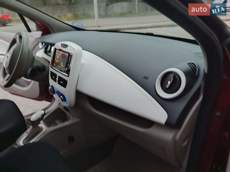 Хетчбек Renault Zoe 2017 в Львові фото 40 Хетчбек Renault Zoe 2017 в Львові