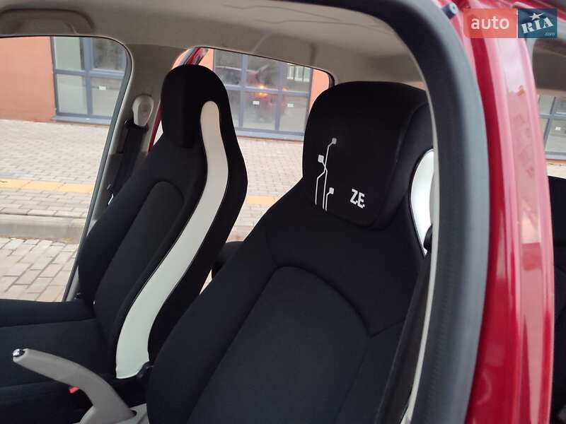 Хетчбек Renault Zoe 2017 в Львові фото 74 Хетчбек Renault Zoe 2017 в Львові