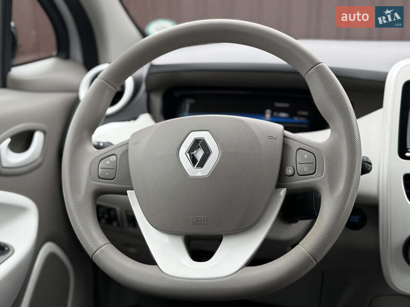 Хэтчбек Renault Zoe 2016 в Виннице