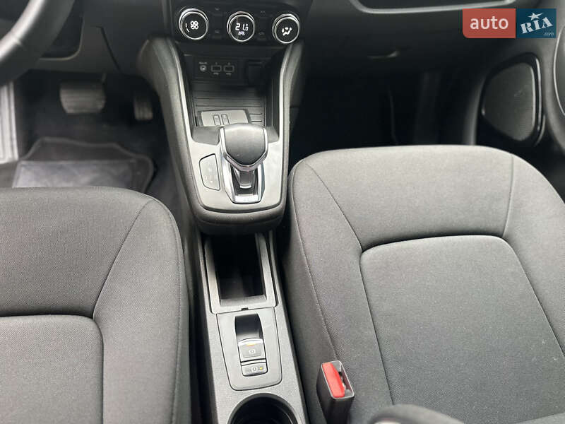 Хетчбек Renault Zoe 2020 в Дрогобичі фото 26 Хетчбек Renault Zoe 2020 в Дрогобичі