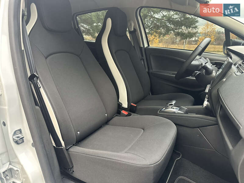 Хетчбек Renault Zoe 2020 в Дрогобичі фото 37 Хетчбек Renault Zoe 2020 в Дрогобичі
