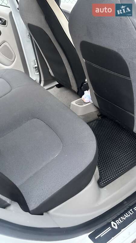 Хетчбек Renault Zoe 2016 в Львові фото 13 Хетчбек Renault Zoe 2016 в Львові
