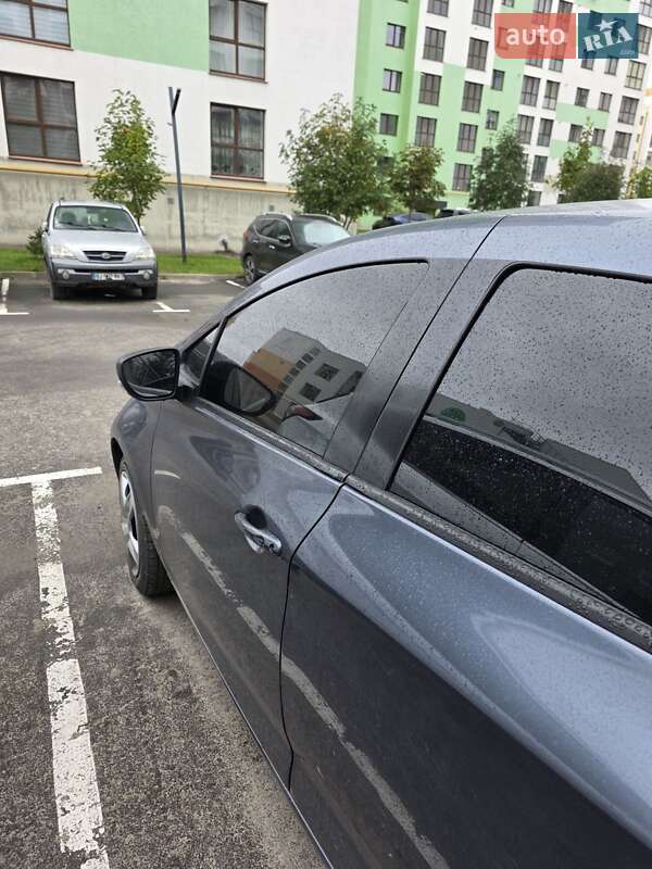 Хетчбек Renault Zoe 2018 в Рівному