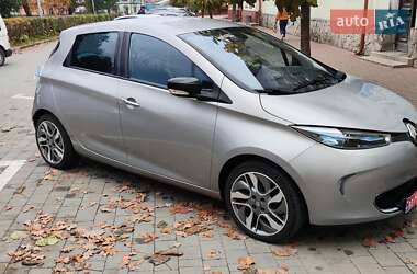 Хэтчбек Renault Zoe 2015 в Городке