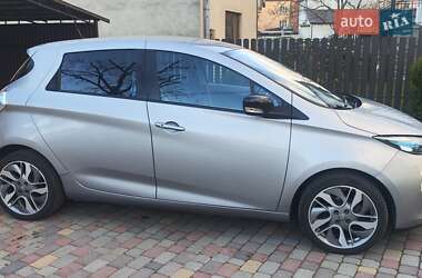 Хэтчбек Renault Zoe 2015 в Городке