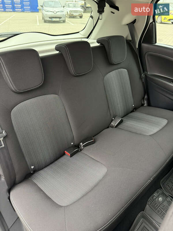 Хэтчбек Renault Zoe 2018 в Дубно фото 14 Хэтчбек Renault Zoe 2018 в Дубно