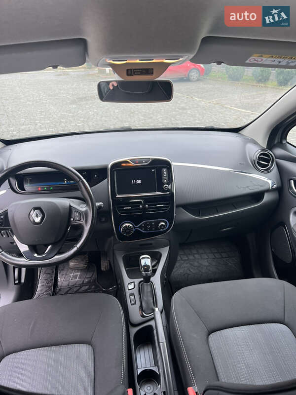 Хэтчбек Renault Zoe 2019 в Золочеве фото 18 Хэтчбек Renault Zoe 2019 в Золочеве