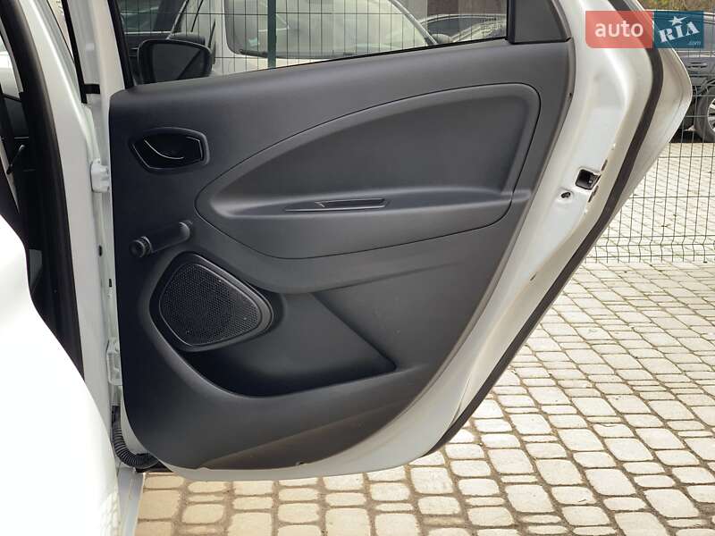 Хэтчбек Renault Zoe 2020 в Бердичеве фото 30 Хэтчбек Renault Zoe 2020 в Бердичеве