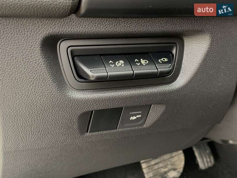 Хэтчбек Renault Zoe 2020 в Бердичеве фото 41 Хэтчбек Renault Zoe 2020 в Бердичеве