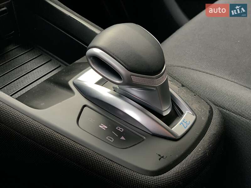 Хэтчбек Renault Zoe 2020 в Бердичеве фото 49 Хэтчбек Renault Zoe 2020 в Бердичеве