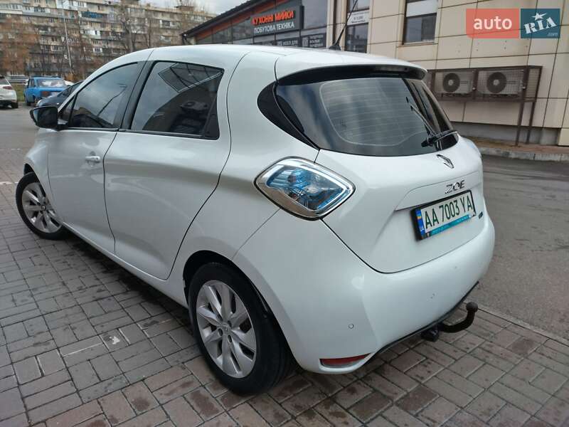 Хэтчбек Renault Zoe 2017 в Киеве фото 3 Хэтчбек Renault Zoe 2017 в Киеве