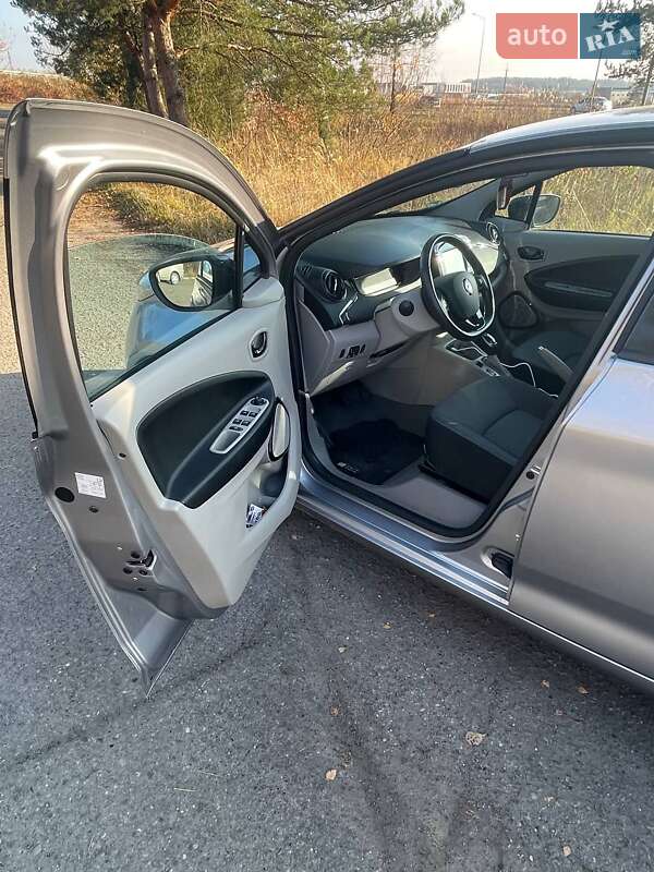 Хэтчбек Renault Zoe 2014 в Львове фото 8 Хэтчбек Renault Zoe 2014 в Львове