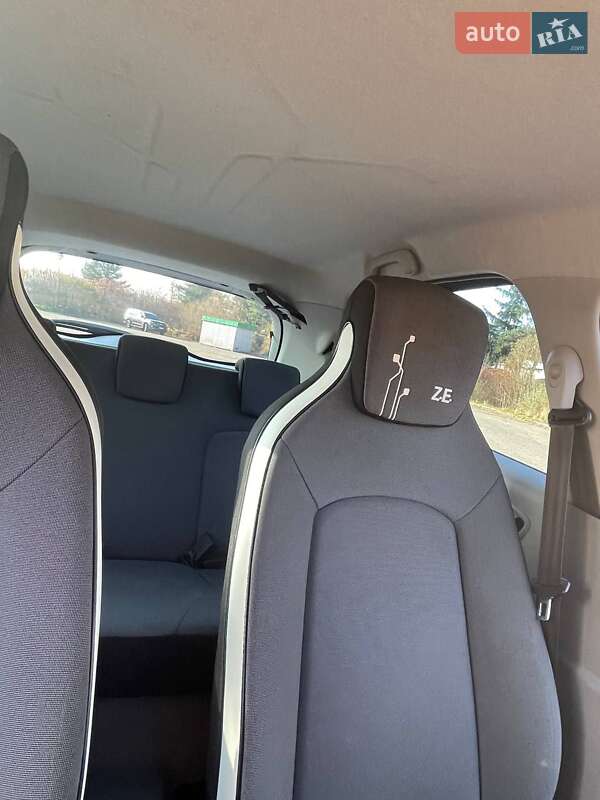 Хэтчбек Renault Zoe 2014 в Львове фото 19 Хэтчбек Renault Zoe 2014 в Львове