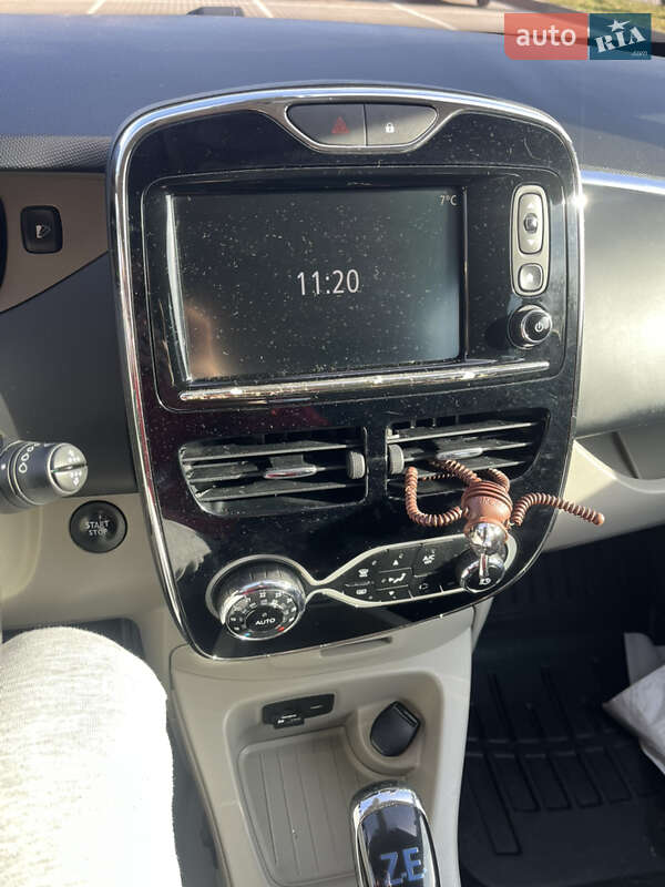 Хетчбек Renault Zoe 2016 в Старокостянтинові фото 11 Хетчбек Renault Zoe 2016 в Старокостянтинові