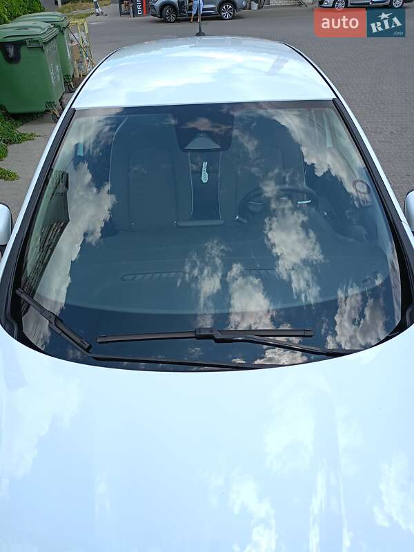 Хэтчбек Renault Zoe 2019 в Житомире фото 2 Хэтчбек Renault Zoe 2019 в Житомире