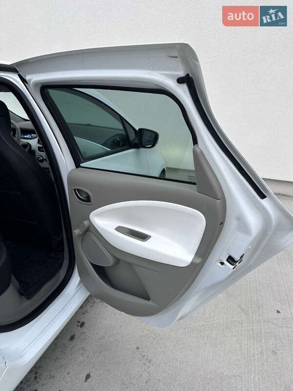 Хэтчбек Renault Zoe 2018 в Луцке фото 24 Хэтчбек Renault Zoe 2018 в Луцке