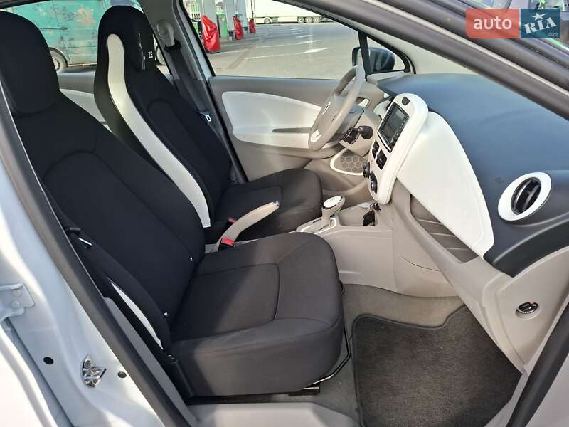 Хэтчбек Renault Zoe 2017 в Луцке фото 14 Хэтчбек Renault Zoe 2017 в Луцке