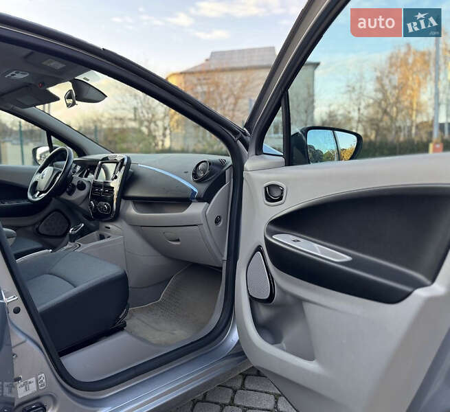 Хетчбек Renault Zoe 2015 в Львові фото 26 Хетчбек Renault Zoe 2015 в Львові