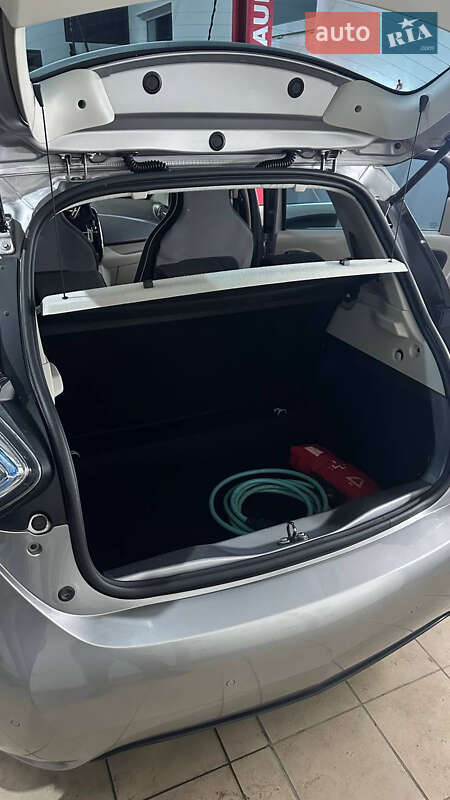 Хетчбек Renault Zoe 2015 в Львові фото 45 Хетчбек Renault Zoe 2015 в Львові