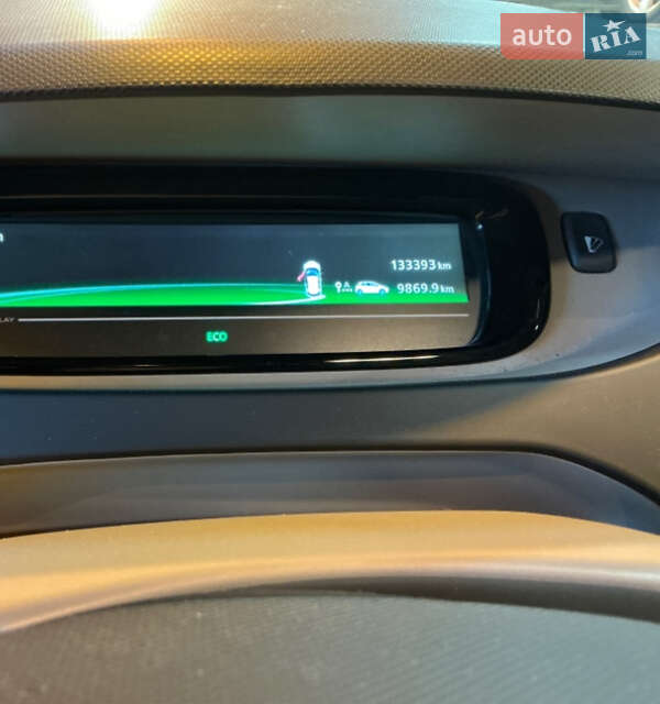 Хетчбек Renault Zoe 2015 в Львові фото 54 Хетчбек Renault Zoe 2015 в Львові