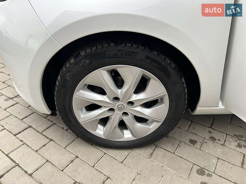 Хетчбек Renault Zoe 2016 в Луцьку фото 6 Хетчбек Renault Zoe 2016 в Луцьку