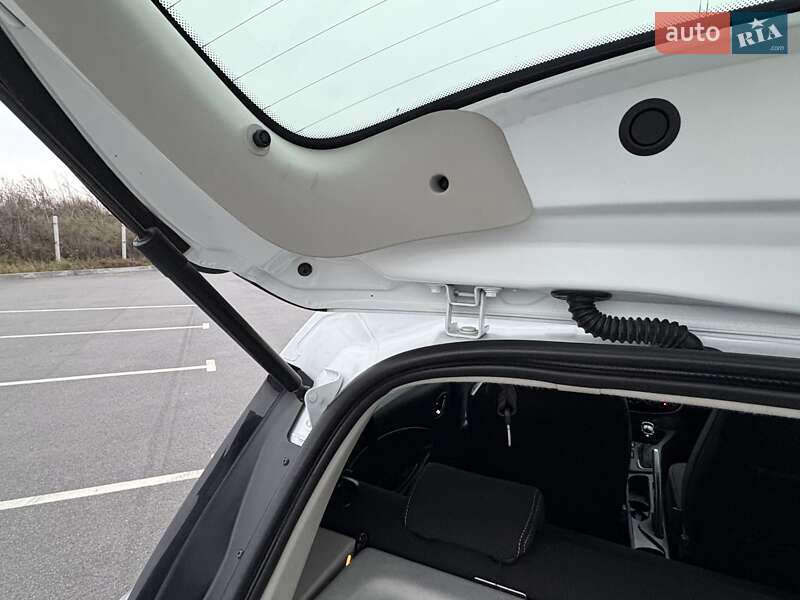 Хэтчбек Renault Zoe 2018 в Виннице фото 55 Хэтчбек Renault Zoe 2018 в Виннице