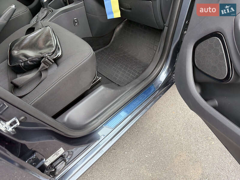 Хэтчбек Renault Zoe 2019 в Виннице фото 41 Хэтчбек Renault Zoe 2019 в Виннице