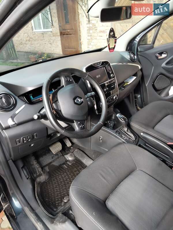 Хэтчбек Renault Zoe 2019 в Белзе фото 6 Хэтчбек Renault Zoe 2019 в Белзе