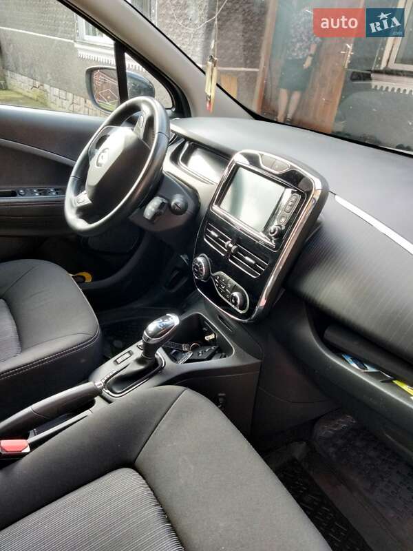 Хэтчбек Renault Zoe 2019 в Белзе фото 7 Хэтчбек Renault Zoe 2019 в Белзе