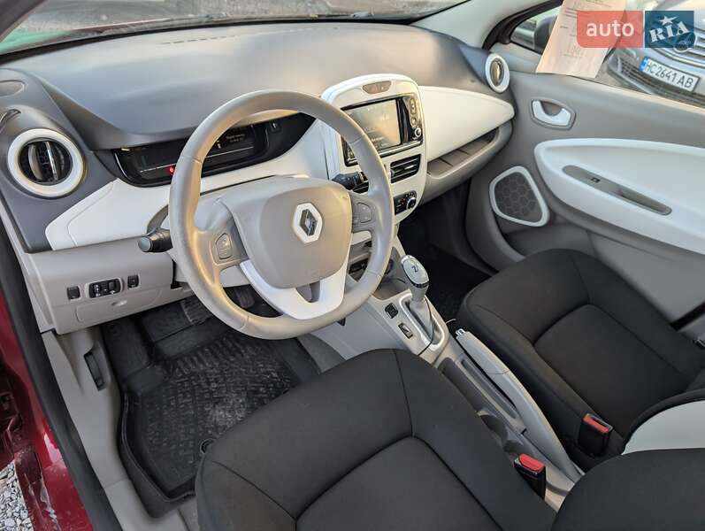 Хетчбек Renault Zoe 2018 в Рівному фото 24 Хетчбек Renault Zoe 2018 в Рівному