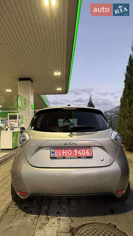 Хэтчбек Renault Zoe 2015 в Киеве фото 5 Хэтчбек Renault Zoe 2015 в Киеве