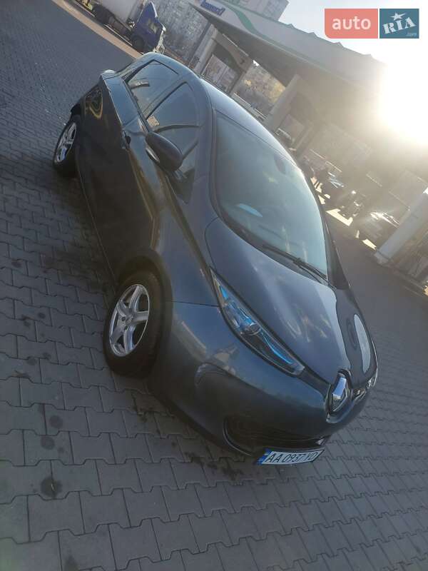 Хетчбек Renault Zoe 2018 в Києві
