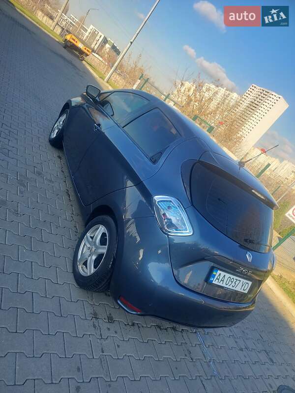 Хетчбек Renault Zoe 2018 в Києві