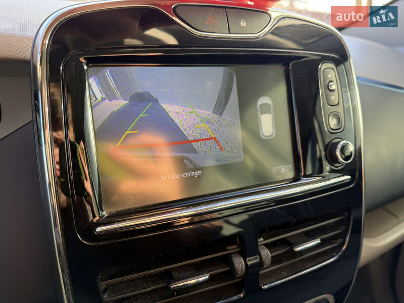 Хэтчбек Renault Zoe 2014 в Городке