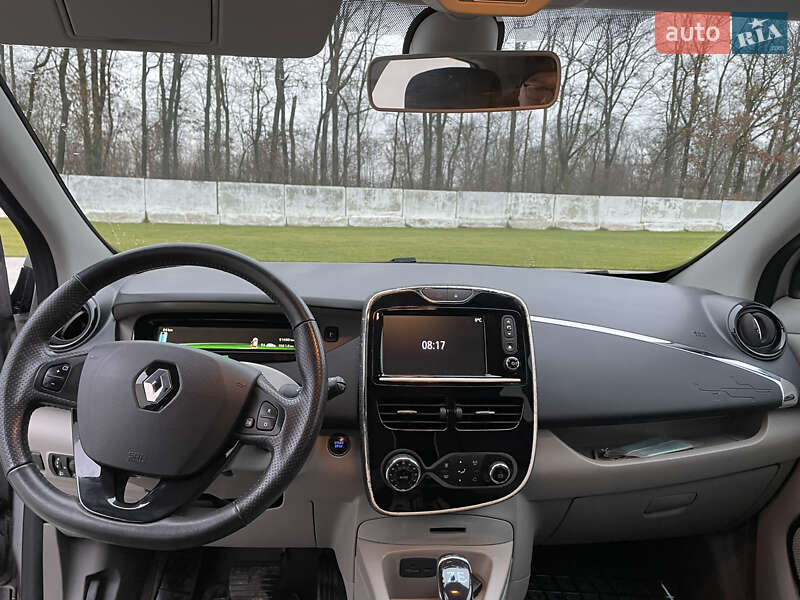 Хэтчбек Renault Zoe 2016 в Луцке фото 26 Хэтчбек Renault Zoe 2016 в Луцке
