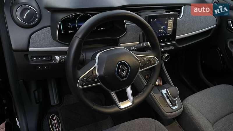 Хэтчбек Renault Zoe 2020 в Киеве фото 13 Хэтчбек Renault Zoe 2020 в Киеве