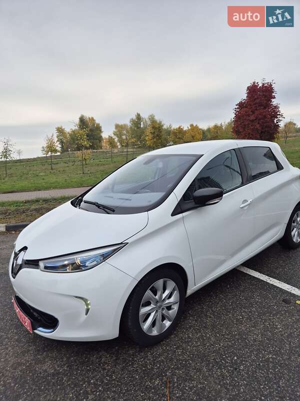 Хэтчбек Renault Zoe 2013 в Черкассах фото 5 Хэтчбек Renault Zoe 2013 в Черкассах