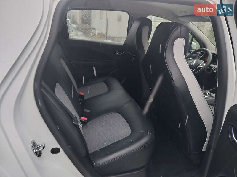 Хэтчбек Renault Zoe 2021 в Дубно