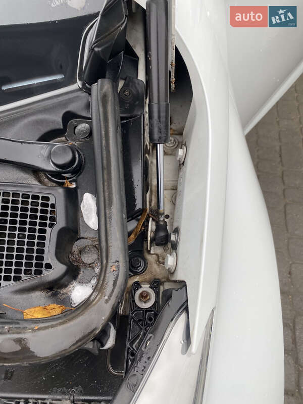 Хэтчбек Renault Zoe 2013 в Тернополе фото 13 Хэтчбек Renault Zoe 2013 в Тернополе