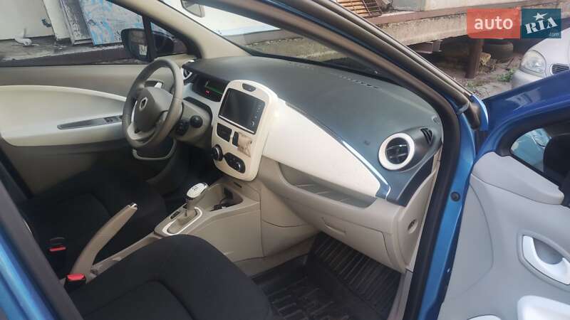 Хэтчбек Renault Zoe 2016 в Днепре