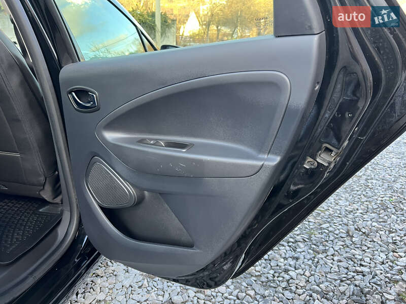 Хетчбек Renault Zoe 2017 в Рівному