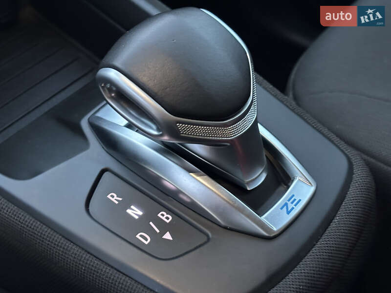 Хетчбек Renault Zoe 2021 в Дубні